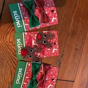 Set of three hair clips